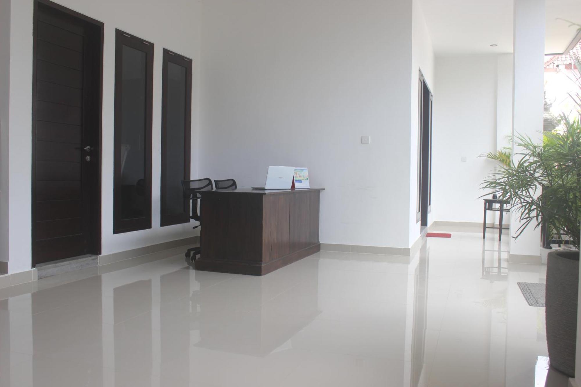 Silvy Guesthouse Canggu Buitenkant foto