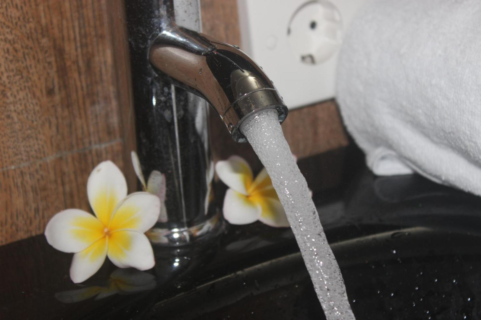 Silvy Guesthouse Canggu Buitenkant foto