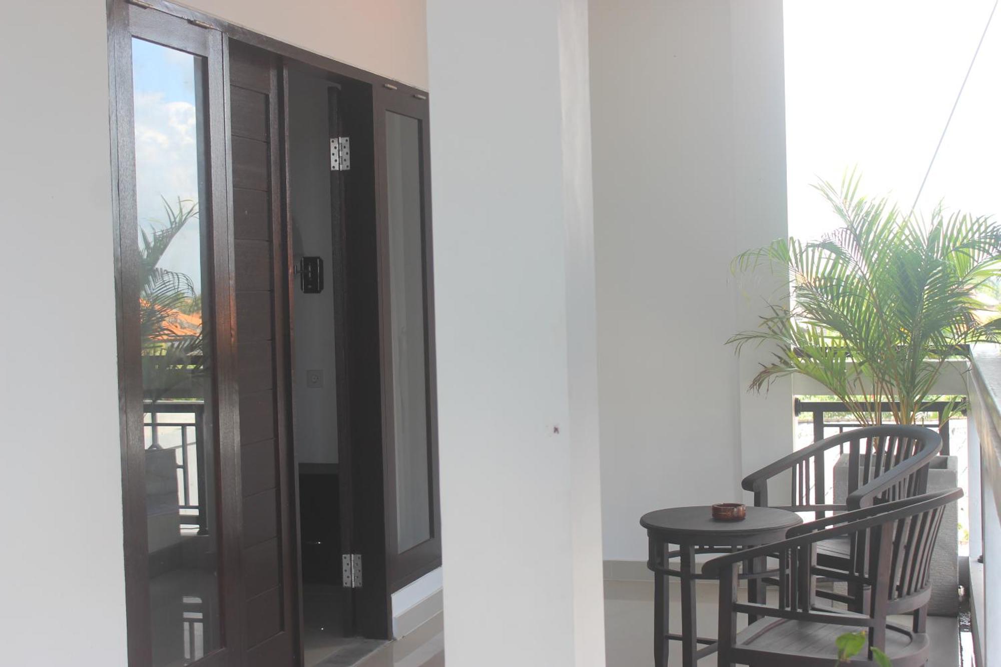Silvy Guesthouse Canggu Buitenkant foto